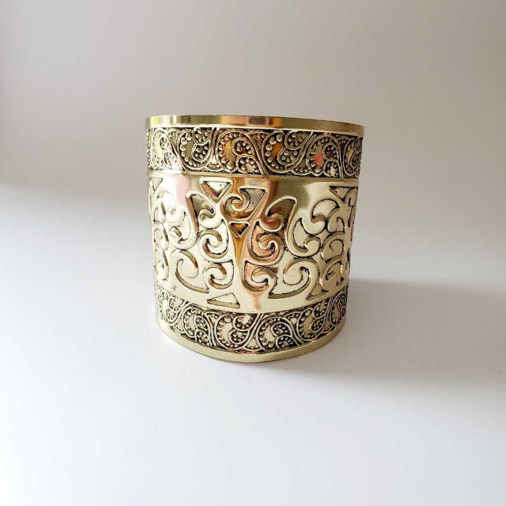 Estruscan Goddess Style Cuff Bangle Bracelet Rustic Gold tone & Black Textured - Picture 7 of 11